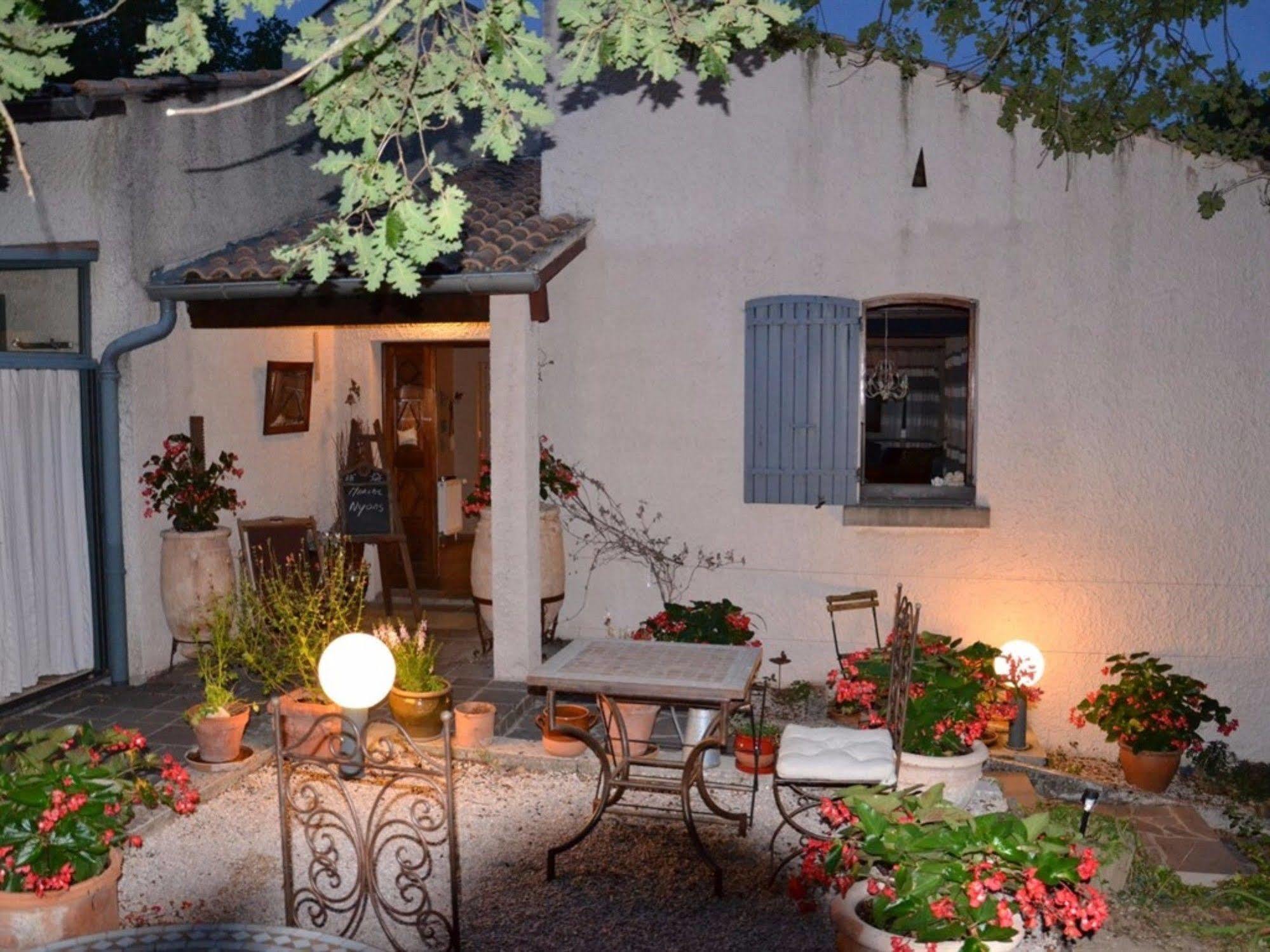 La Deviniere Hotel Donzere Luaran gambar